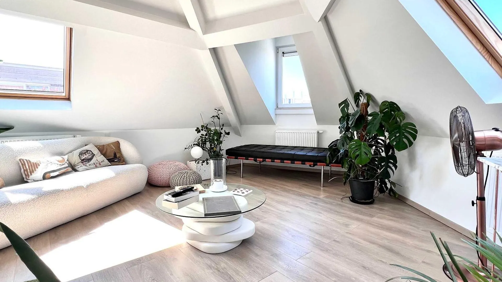 Апартаменты Modern Loft Near Eu Institutions Брюссель