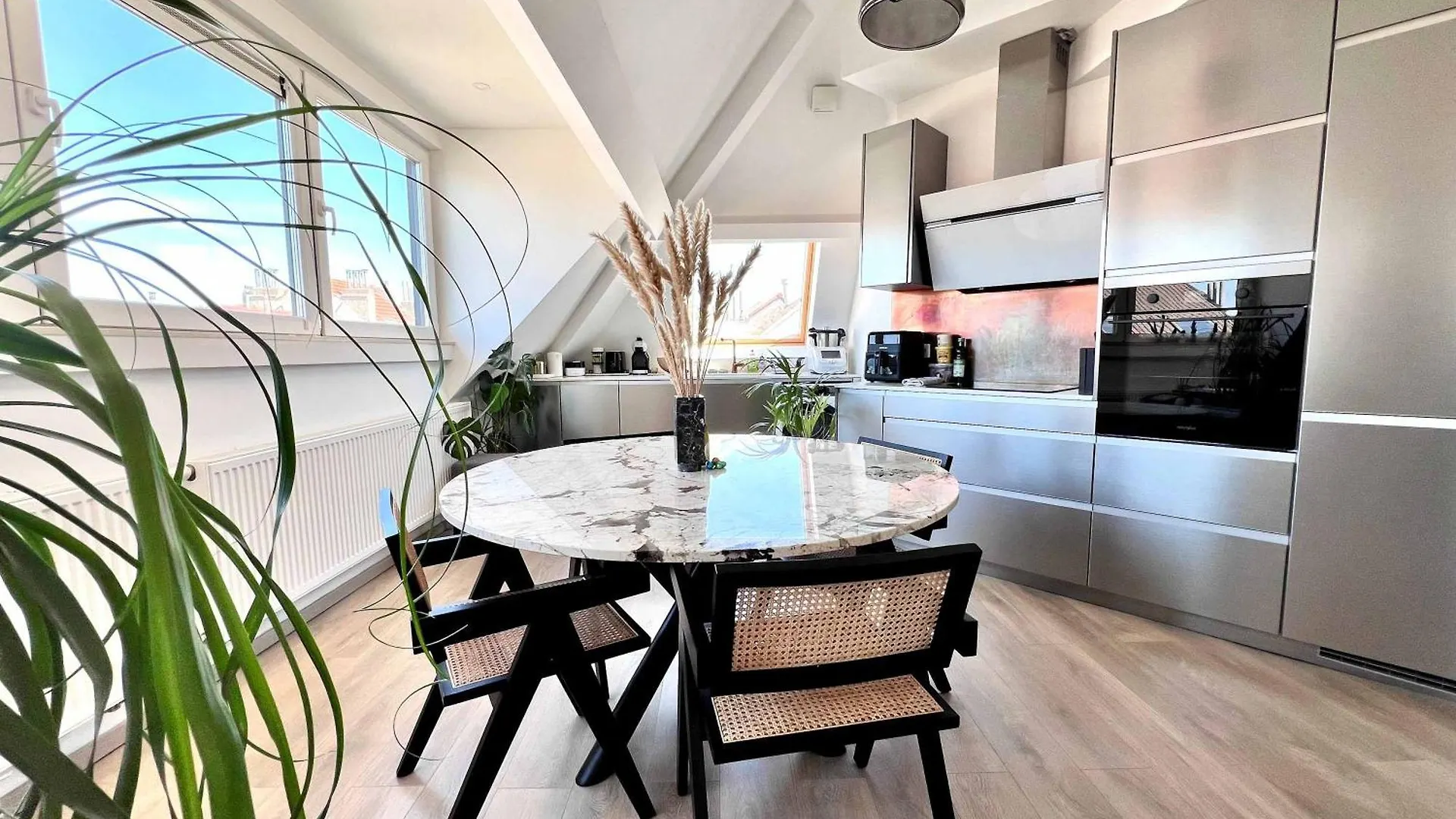 Апартаменты Modern Loft Near Eu Institutions Брюссель