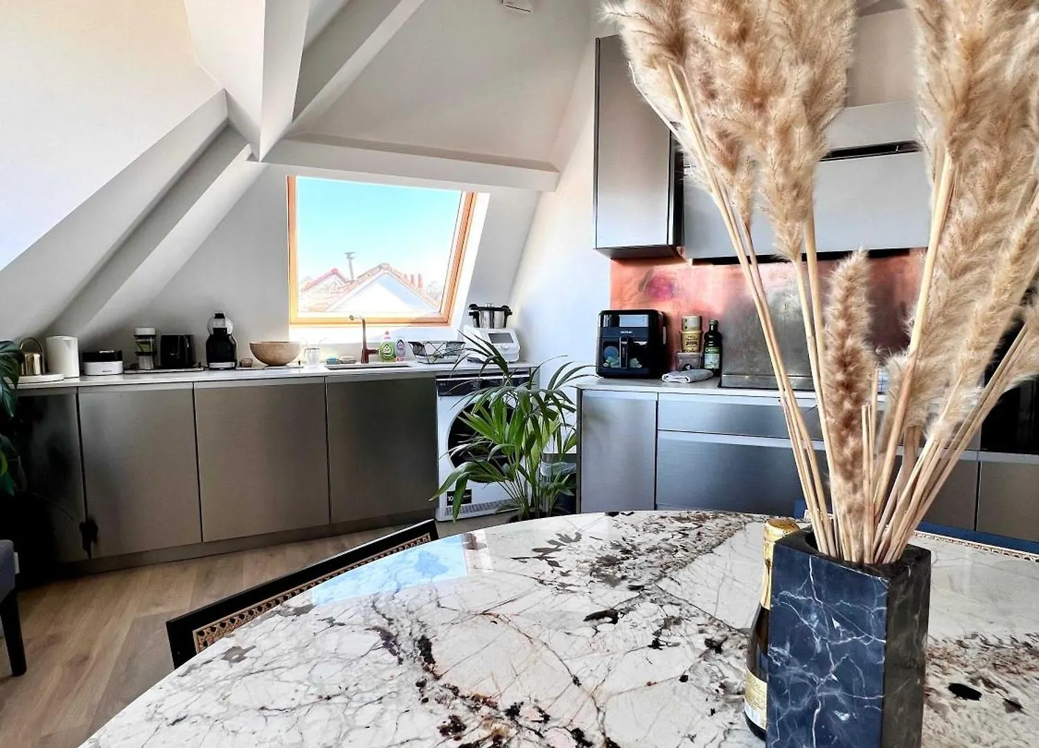 Апартаменты Modern Loft Near Eu Institutions Брюссель