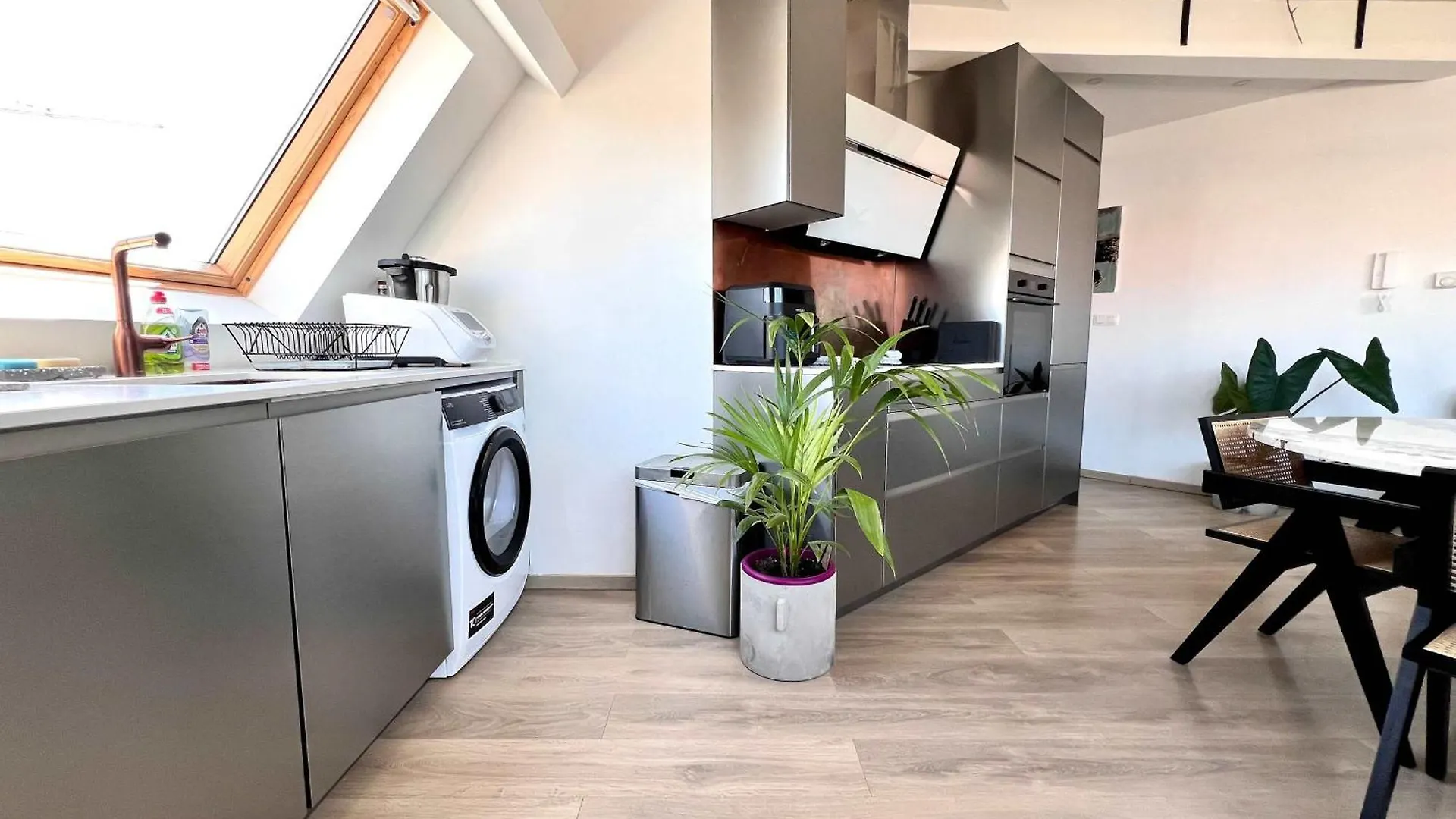 Апартаменты Modern Loft Near Eu Institutions Брюссель